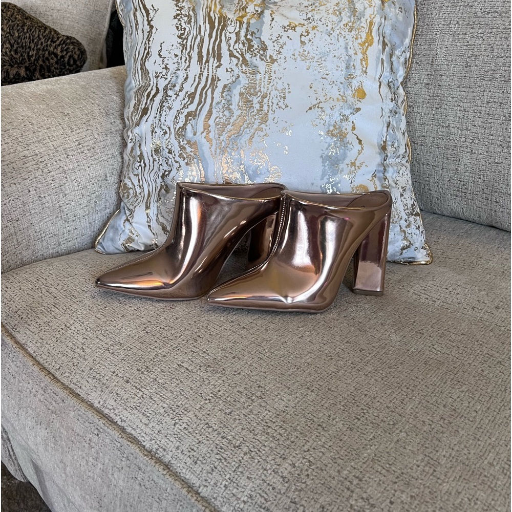 Cupid rose gold heels size 6